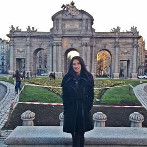 Meet your Posher, Priscilla